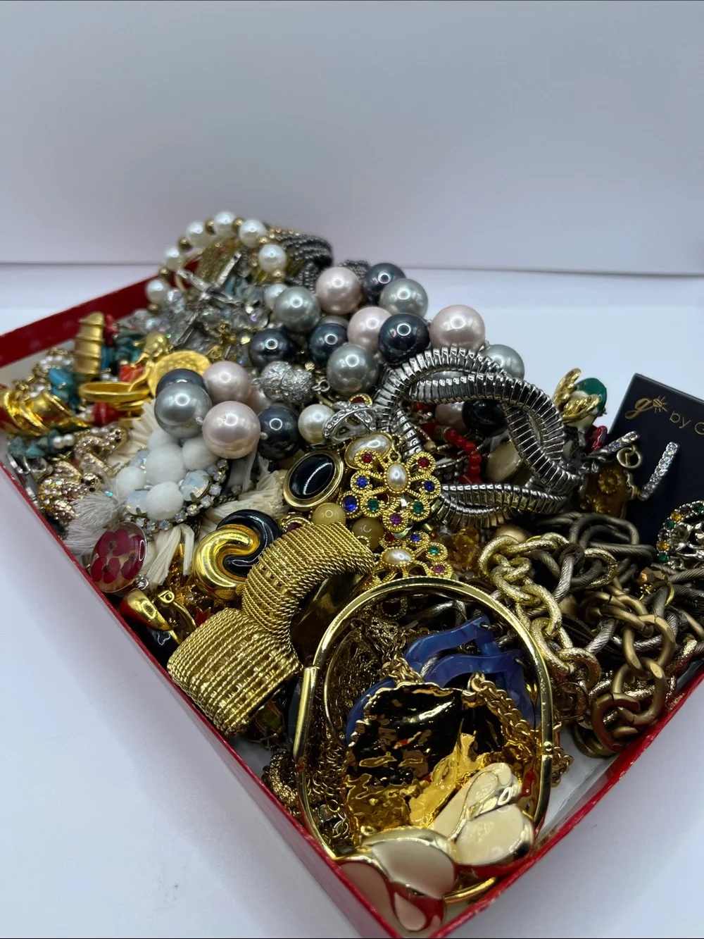 Jewelry Lot Gold Tone Mixed Craft Junk Wearable Harvest Resell